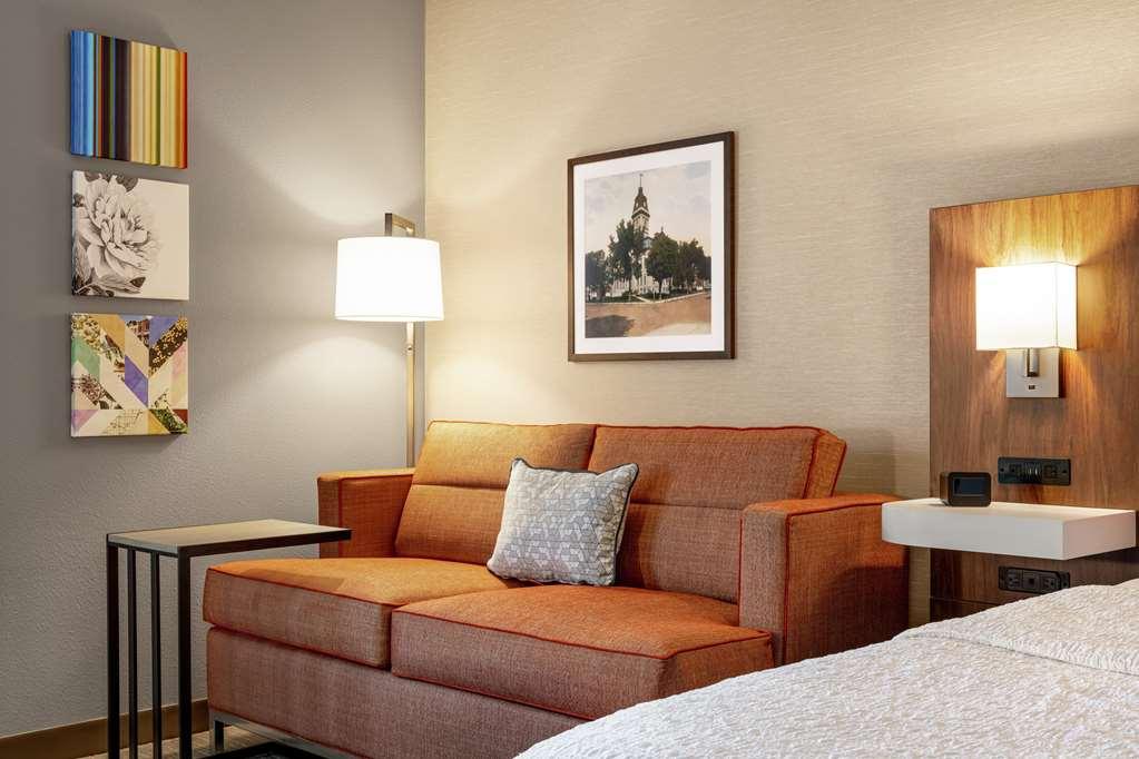 Hampton Inn & Suites Валпараісо Номер фото